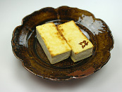 photograph / Fukura Suzume – baked tofu by charcoal